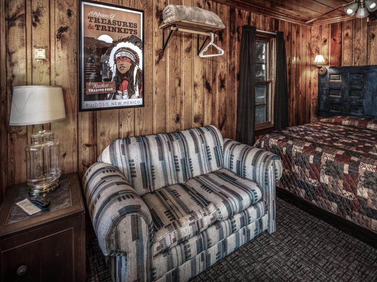 Apache Village 4, King Studio, Midtown, Sleeps 2 Рюидозо Екстериор снимка